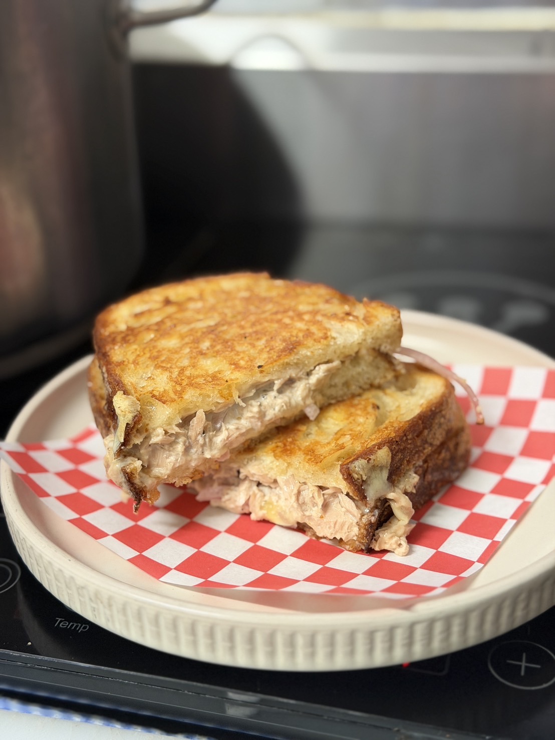 Zesty tuna toastie